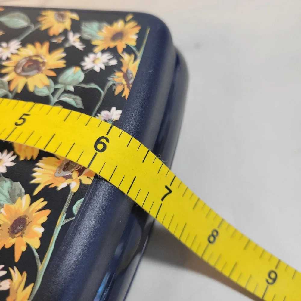 Vera Bradley Tupperware Sunflower Sandwich Keeper Navy Blue Floral Lunch 6in